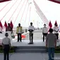 Presiden Joko Widodo (Jokowi) meresmikan Jembatan Sei Alalak di Kota Banjarmasin, Kalimantan Selatan pada Kamis 21 Oktober 2021.