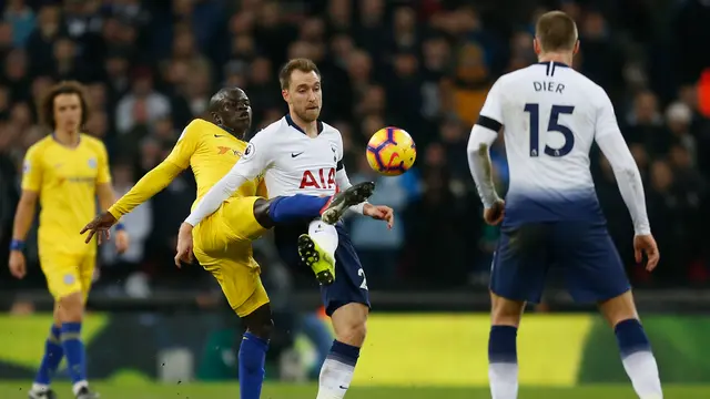 Tottenham Kalahkan Chelsea