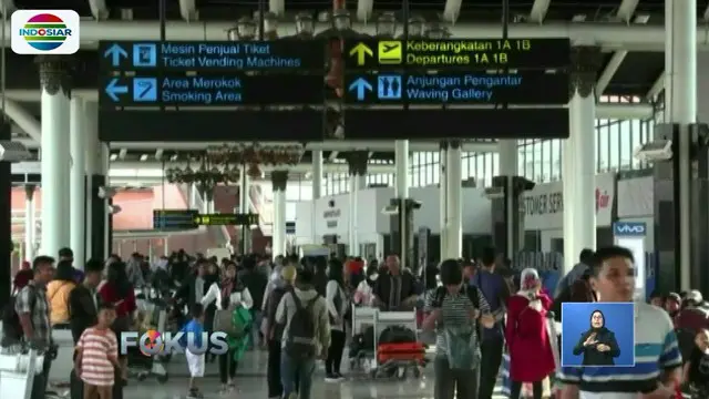 Libur Tahun Baru, Bandara Soekarno-Hatta Dipadati Penumpang