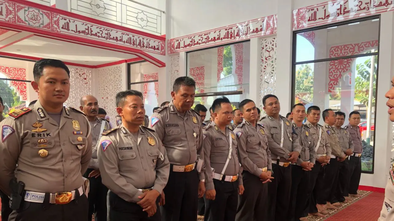 puluhan anggota polres garut shalat gaib