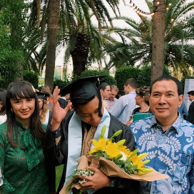 6 Potret Darma Mangkuhulur Bareng Tommy Soeharto dan Tata Cahyani, Ortu Sudah Cerai