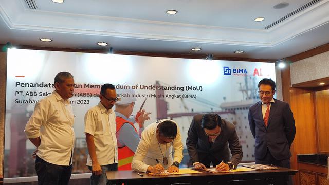 Penandatanganan PT Berkah Industri Mesin Angkat (BIMA) dan PT ABB Sakti Industri (ABB Indonesia) di Surabaya.
