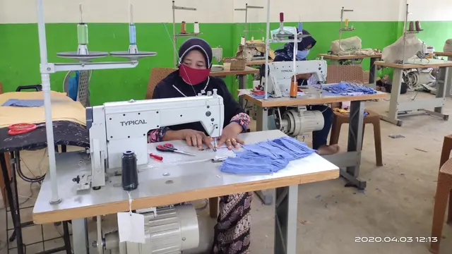 Bengkel Kerajinan Anyaman Purun yang disulap jadi Rumah Produksi Masker Kain