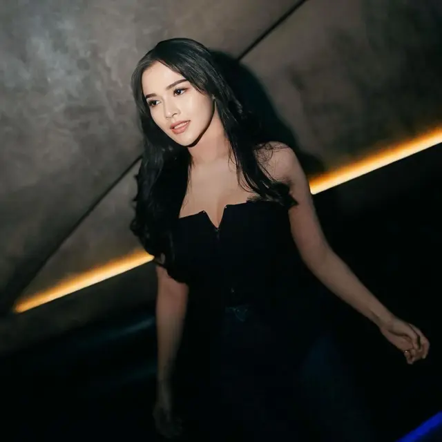 Potret Menawan Bella Bonita (credit: https://www.instagram.com/bellabonita_r.a/).
