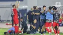 Ekspresi kegembiraan pemain, pelatih dan official timnas Indonesia U-20 usai pertandingan kualifikasi Piala Asia U-20 grup F melawan Yaman di Stadion Madya, Kompleks Gelora Bung Karno, Jakarta, Minggu (29/9/2024). (Liputan6.com/Angga Yuniar)