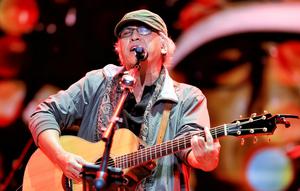 Beberapa lagu telah disiapkan untuk album yang akan diberi nama istri tercintanya tersebut. Namun, semakin hari, semakin banyak ide yang muncul hingga akhirnya molor dari target yang telah ditentukan pada tahun ini. (Adrian Putra/Bintang.com)