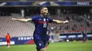 Pemain Prancis Kylian Mbappé melakukan selebrasi usai mencetak gol ke gawang Wales pada pertandingan persahabatan di Stadion Allianz Riviera, Nice, Prancis, Rabu (2/6/2021). Prancis membantai Wales 3-0. (AP Photo/Daniel Cole)