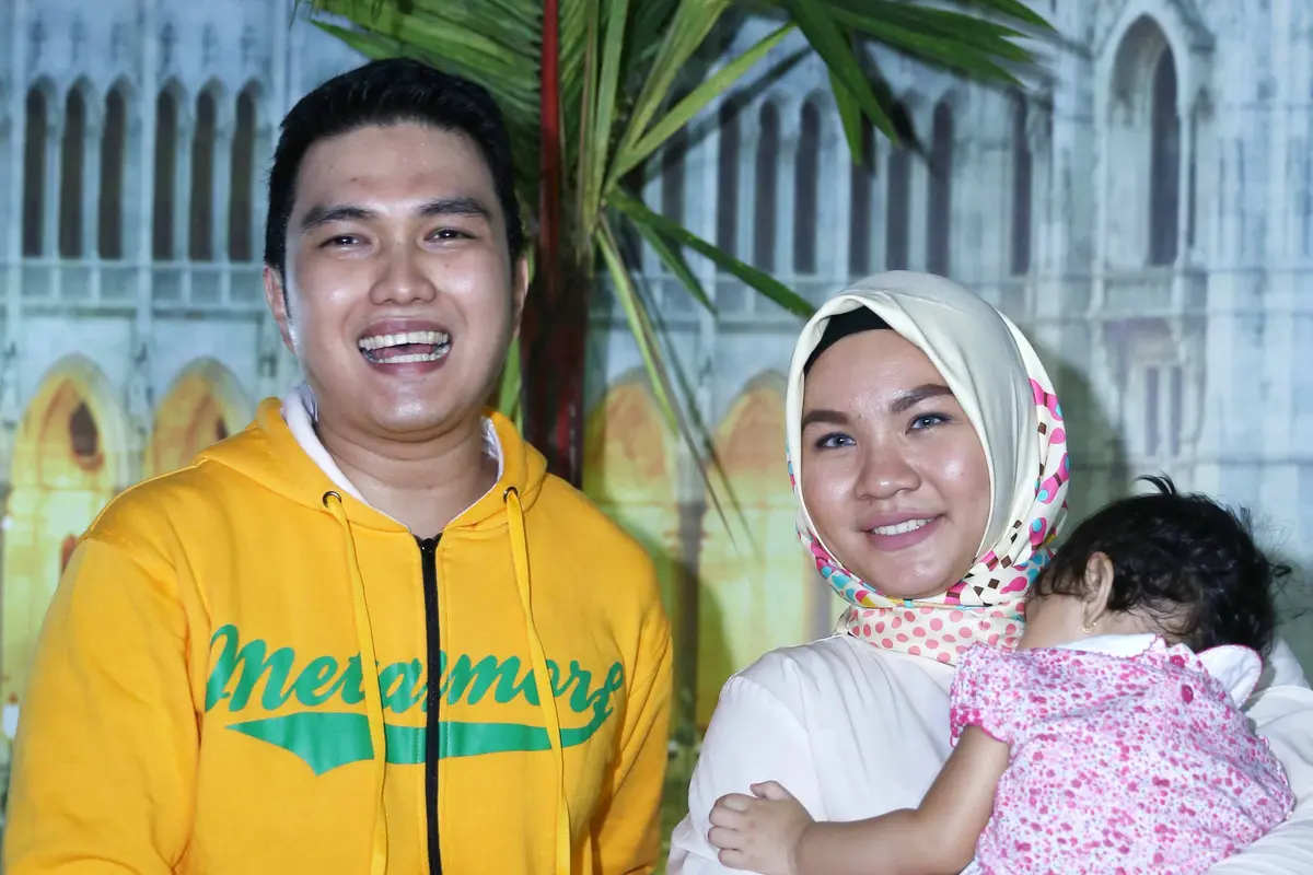 [Bintang] Resmi Bercerai, Aldi Taher dan Georgia Tak Masalahkan Harta Gana-Gini