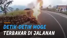 Insiden kebakaran terekam kamera pengendara motor.