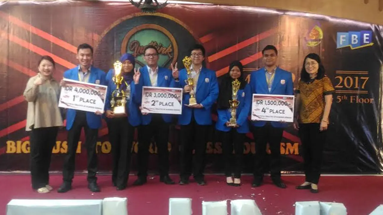 Wow, President University Borong 3 Gelar di Kompetisi Ini!