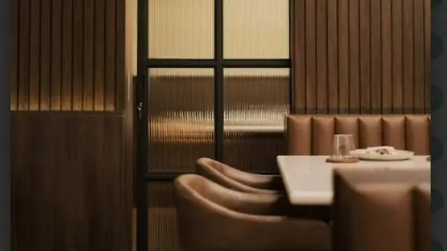 Restoran Steak di Senopati Jakarta Sajikan Gaya Kontemporer dengan Harga Terjangkau