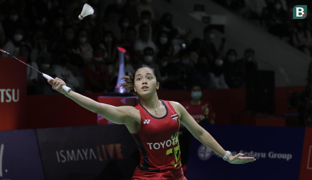 Namun di babak perempat final Indonesia Masters 2022 langkahnya harus terhenti dari pasangan Malaysia Pearly Tan/Muralitharan Thinaah dengan skor 21-11, 21-16. (Bola.com/Ikhwan Yanuar)