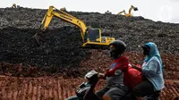 Suasana TPST Bantar Gebang saat peringatan Hari Sampah Nasional di Bekasi, Senin (21/2/2022). Hal ini bertujuan dapat membantu penanganan sampah daur ulang menjadi barang yang bermanfaat serta bermakna. (Liputan6.com/JohanTallo)