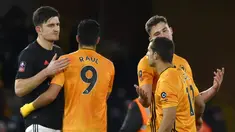 Bek Manchester United, Harry Maguire, saat pertandingan melawan Wolverhampton Wanderers pada laga Piala FA di Stadion Molineux, Sabtu (4/1/2020). Kedua tim bermain imbang 0-0. (AP/Rui Vieira)