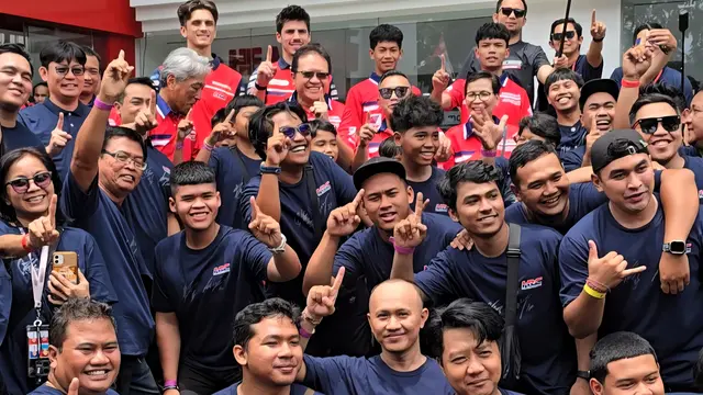 Keseruan kopdar Luca Marini dan Joan Mir di Gerai Honda Bali