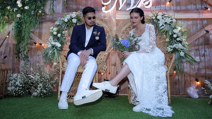 [Bintang] Petra Sihombing dan Firrina Sinatrya