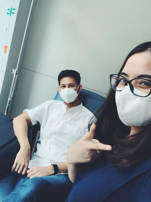 8 Potret Tasya Kamila Temani Suami saat Pengobatan, Dinyatakan Sembuh dari Kanker