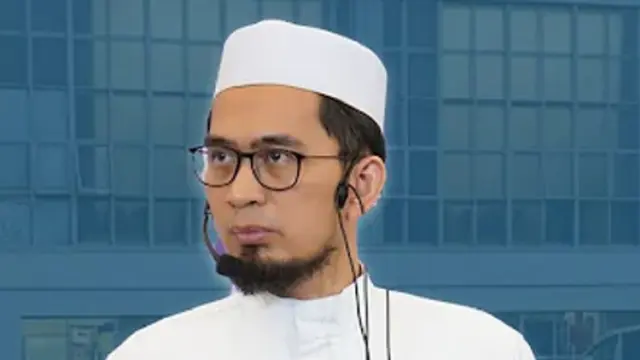 UAH (SS: YT. Ustadz Adi Hidayat Official)