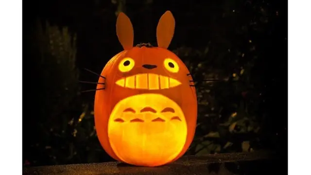 Terinspirasi dari Studio Ghibli, 7 Kreasi Ukiran Pada Labu Ini Bikin Takjub