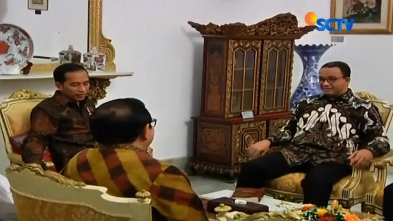 Batik Anies dan Jokowi