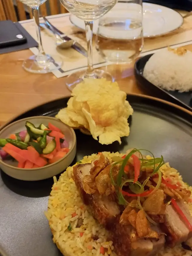 Menikmati Perjalanan Kuliner di Seluruh Dunia Bersama Lobo & Juno