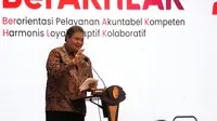 Menteri Koordinator Bidang Perekonomian Airlangga Hartarto ketika mewakili Presiden Joko Widodo dalam pembukaan Rapat Koordinasi Pengadaan Aparatur Sipil Negara (ASN) Tahun Anggaran 2023 di Jakarta, Kamis (3/8/2023).