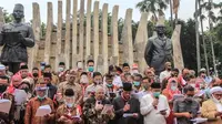 Deklarasi Koalisi Aksi Menyelamatkan Indonesia (KAMI) di Tugu Proklamasi, Jakarta. (Liputan6.com/Faizal Fanani)