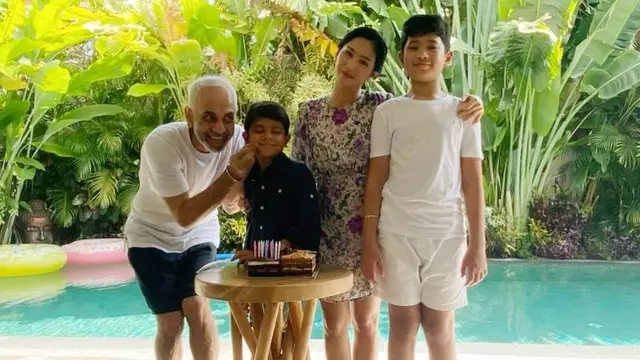 6 Momen Ulang Tahun Bunga Zainal yang ke-34 Tahun, Parasnya Dipuji Awet Muda