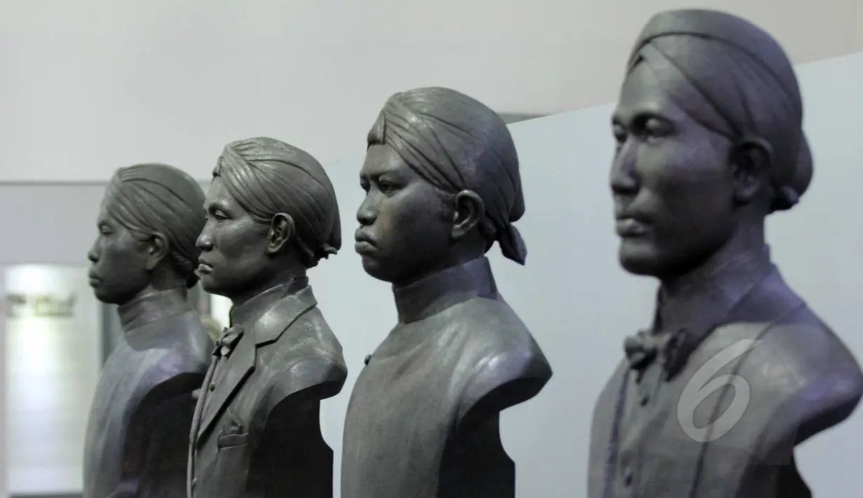 Sejumlah patung koleksi yang terdapat pada Museum Kebangkitan Nasional di Jakarta, Rabu (20/5). Hari Kebangkitan Nasional yang diperingati hari ini merupakan refleksi mengenang masa memperjuangkan kemerdekaan. (Liputan6.com/Helmi Afandi)