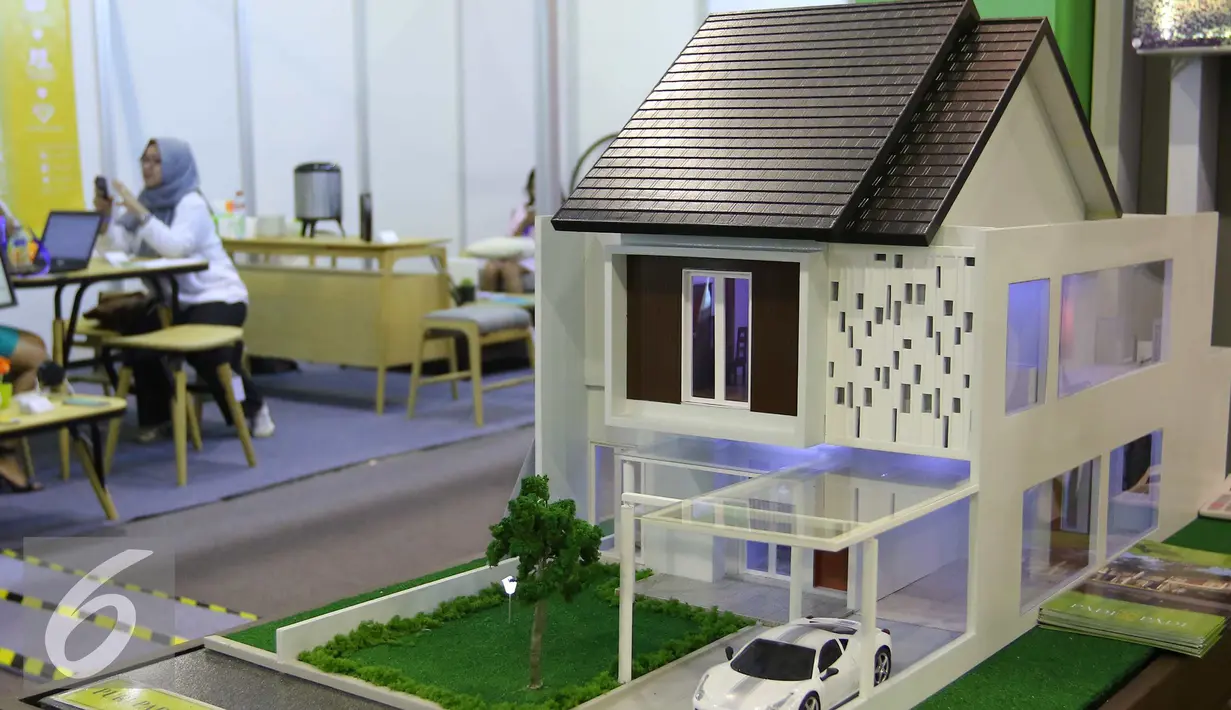 Sebuah maket perumahan di tampilkan di pameran properti di Jakarta, Kamis (8/9). Sepanjang semester I-2016, pertumbuhan KPR mencapai 8,0%, sehingga diperkirakan pertumbuhan KPR hingga semester I-2017 menjadi 11,7%. (Liputan6.com/Angga Yuniar)