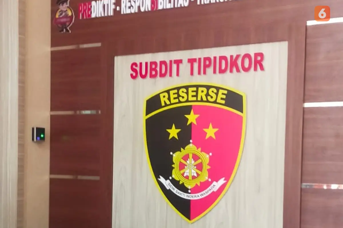 Subdit Tipikor Polda Sulsel belum tetapkan tersangka dugaan mark-up paket bansos Covid Kota Makassar (Liputan6.com/Eka Hakim)