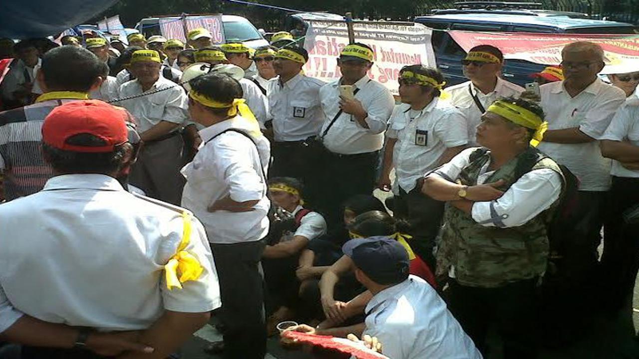 Demo Karyawan Merpati 2