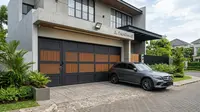 7 Model Pintu Garasi dengan Kisi-Kisi untuk Membantu Sirkulasi Udara, Terlihat Modern dan Elegan