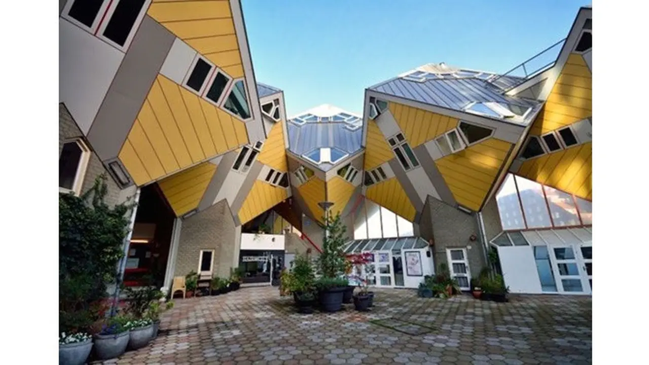 7 Desain Rumah Anti Mainstream Ini Bikin Geleng Kepala, Tertarik Mencoba?