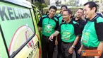 Citizen6, Bogor: PLN Luncurkan layanan keliling kelistrikan di wilayah kerja PLN Distribusi Jawa Barat dan Banten secara serentak. Program layanan keliling ini dilaksanakan di 100 unit pelayanan dan jaringan (UPJ)  PLN DJBB. (Pengirim: Agus Trimukti)