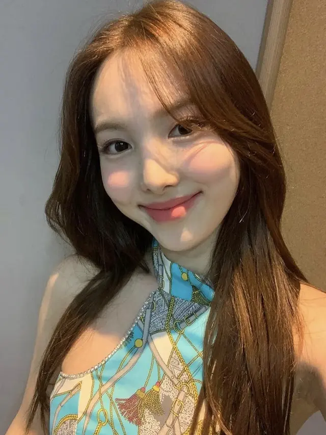 Gaya Rambut Imut Nayeon TWICE Bisa Jadi Inspirasi