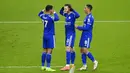 Pemain Leicester City, Ayoze Perez, James Maddison dan Youri Tielemans, melakukan selebrasi usai mencetak gol ke gawang Sheffield United pada laga Liga Inggris di Stadion Brammall Lane, Minggu (6/12/2020). Leicester City menang dengan skor 2-1. (Michael Regan, Pool via AP)