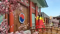 Kampung Korea di Kiara Artha Park. (dok. instagram.com/jenn_yeonna/ https://www.instagram.com/p/B1cl70NBKaL/Novi Thedora)