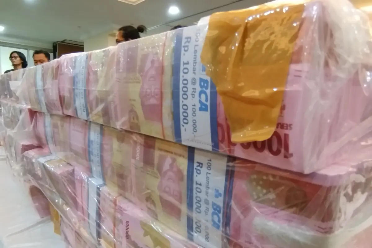 Penampakan uang palsu yang dibuat komplotan (Liputan6.com/Ady Anugrahadi)