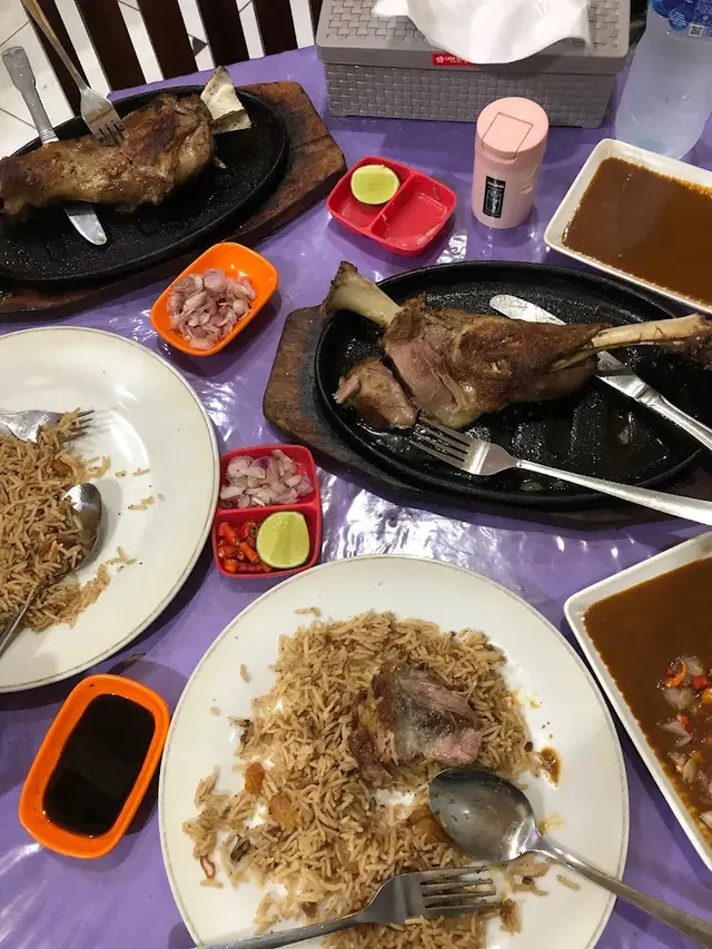 Rekomendasi Tempat Makan Enak di Ampel Surabaya