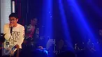 Penampilan Sigit Purnomo atau yang akrab disapa Pasha bersama grup band Ungu di e-Plasa, Kota Semarang, Jumat (26/2). Ini merupakan konser terakhir Pasha bersama Ungu setelah dirinya resmi dilantik sebagai Wakil Wali Kota Palu. (Foto : Gholib)