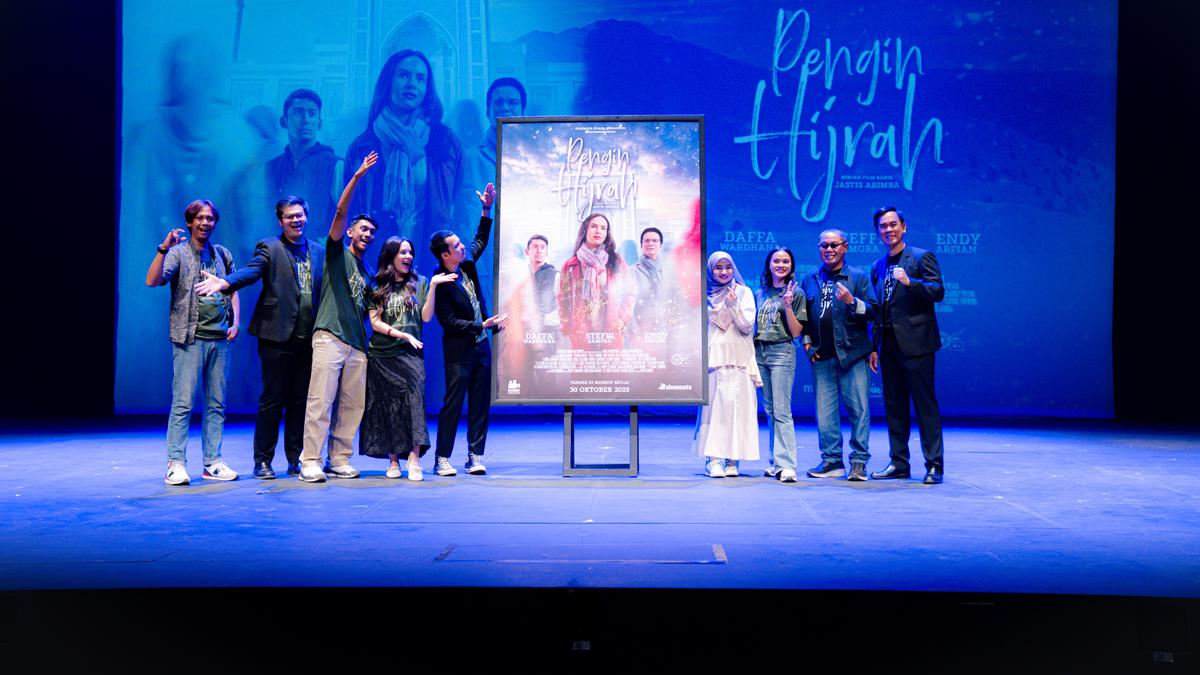 Film Pengin Hijrah: Perjalanan Spiritual yang Bawa Steffi Zamora ke Uzbekistan