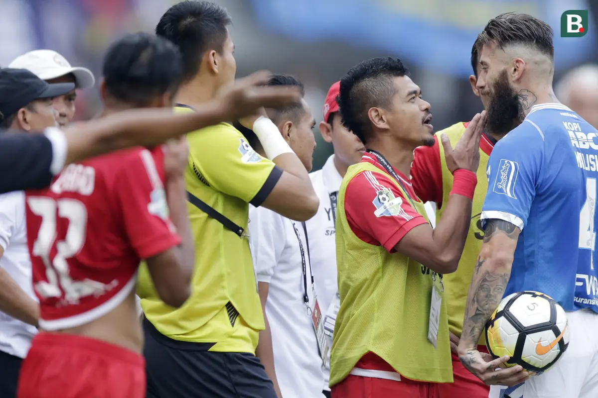 Liga 1 Indonesia 2018 : Persib Bandung Vs Persija Jakarta