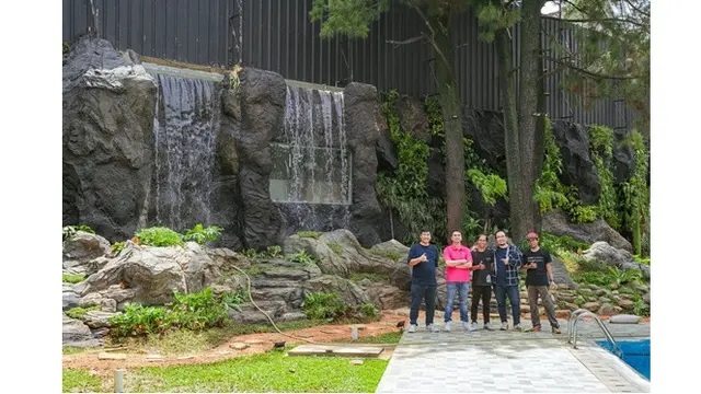 6 Potret Taman Rainforest di Rumah Raffi Ahmad, Ada Air Terjun Mengalir