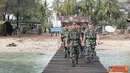 Citizen6, Banten: Panglima TNI dan rombongan meninggalkan pulau sangiang setelah menutup latihan Penanggulangan Teror ke-7 tahun 2012 di Pulau Sangiang, Propinsi Banten. (Pengirim: Badarudin Bakri).