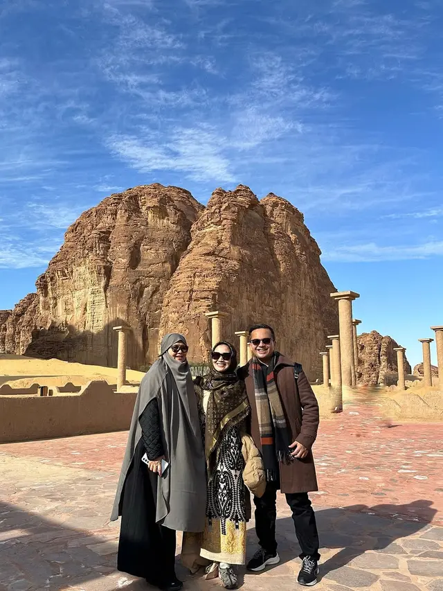 Sahrul Gunawan Umrah Bareng Istri dan Mertua