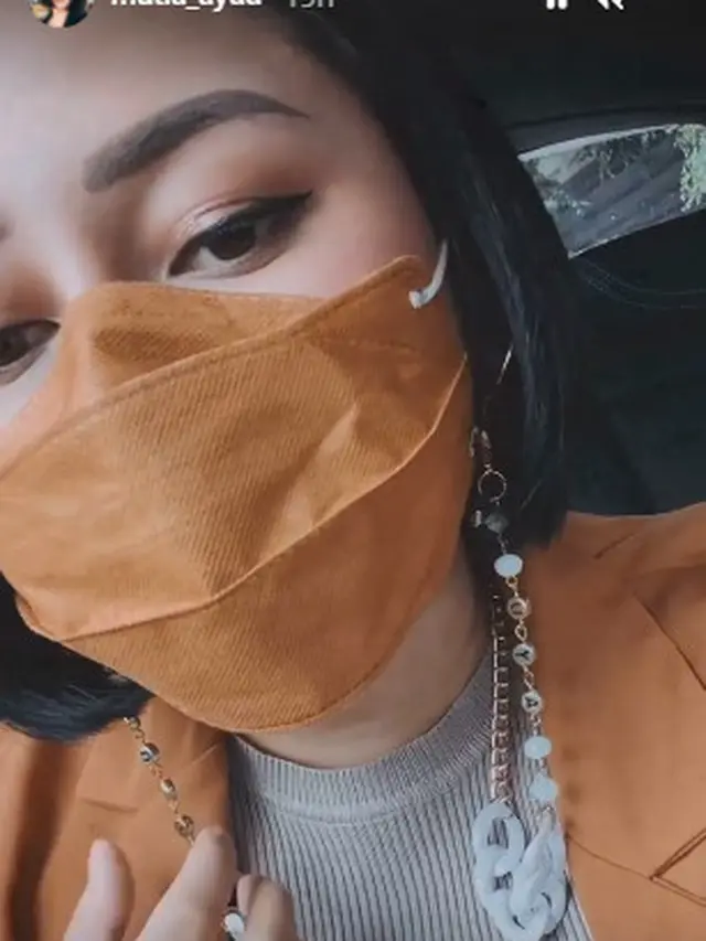 Ubah Gaya, Ini 6 Potret Terbaru Mutia Ayu Berambut Pendek yang Bikin Pangling