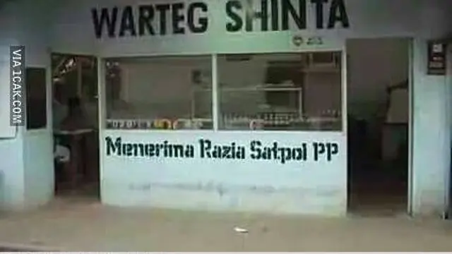 6 Cara Promosi Warteg Ini Nyeleneh Banget, Bikin Tepuk Jidat