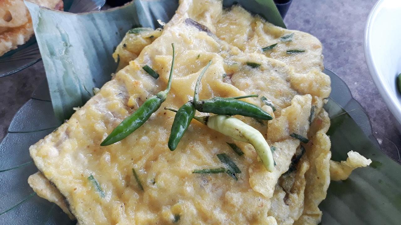 Mendoan, kuliner khas Banyumas. (Foto: Liputan6.com/Muhamad Ridlo)