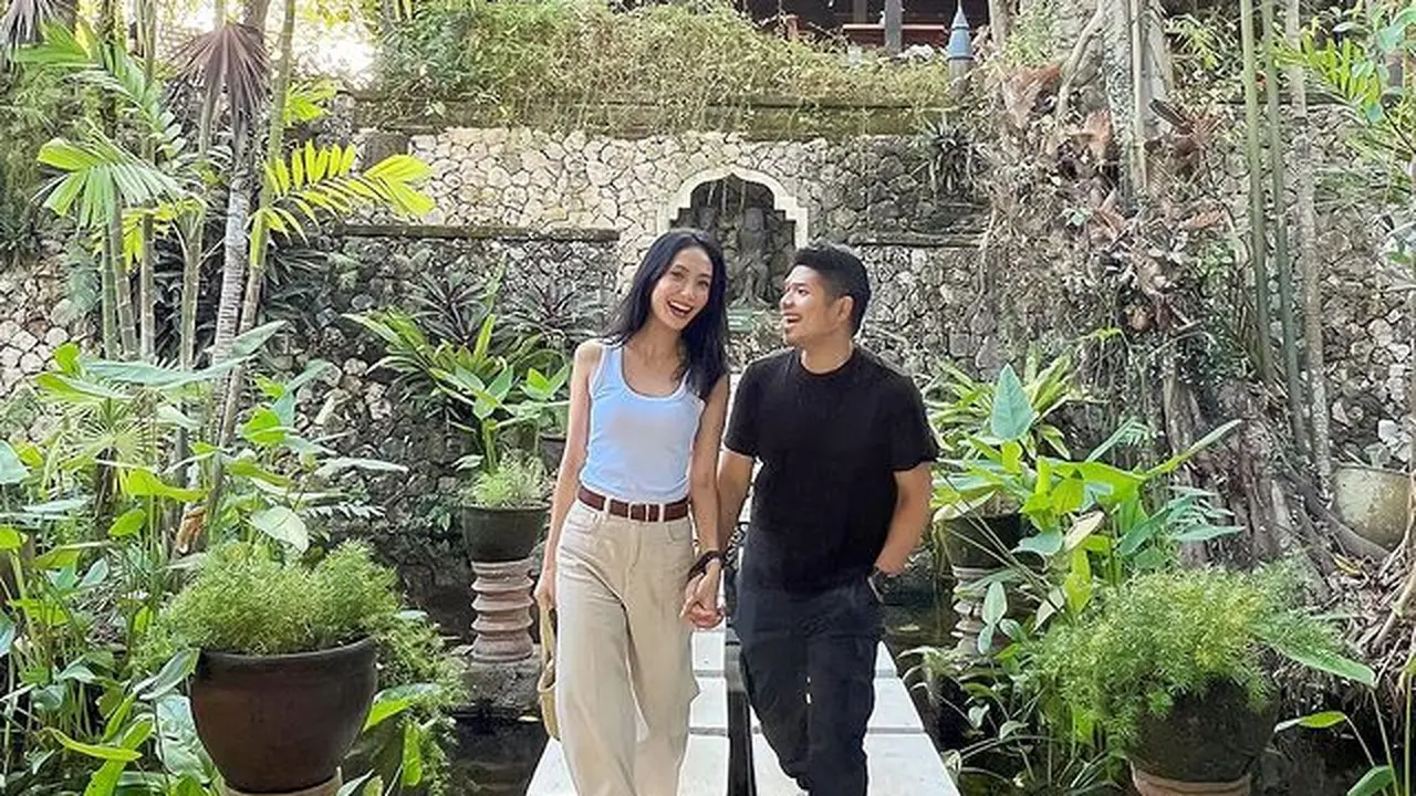 Artika Sari Devi dan Baim (Instagram/artikasaridevi)